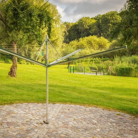 J1 Idyllisches Ferienhaus Mit Seeblick Julchendorf Экстерьер фото