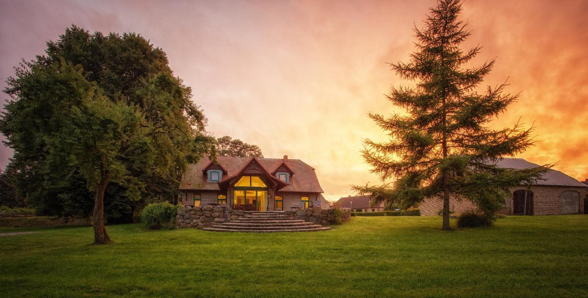 J1 Idyllisches Ferienhaus Mit Seeblick Julchendorf Экстерьер фото